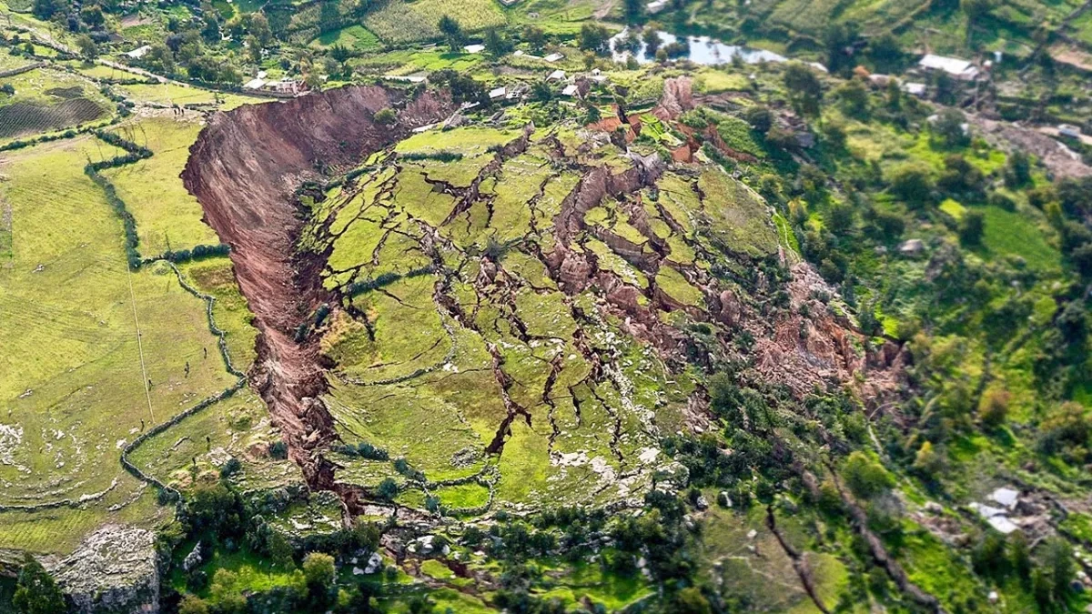 Georgia warns of rising river levels, landslides and mudflows