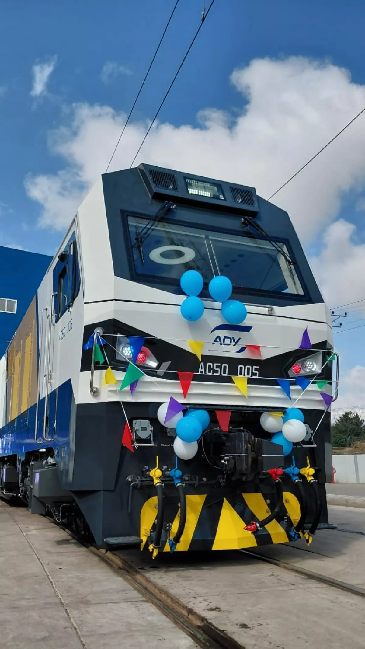 Azerbaijan unveils new Chinese-made freight locomotives for TRIPP PHOTO/VIDEO
