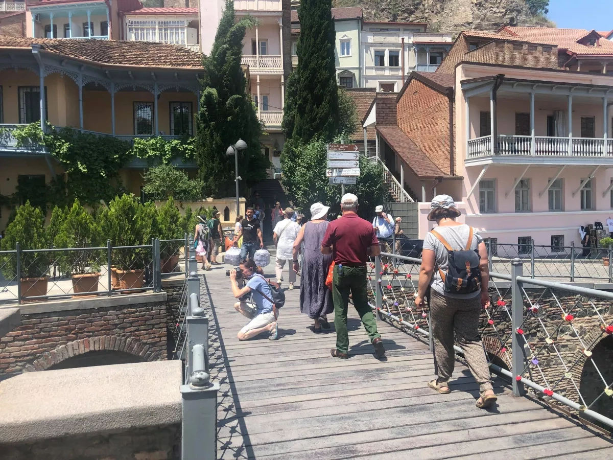 Georgia between transit and territorial challenges Article by Vladimir Tskhvediani