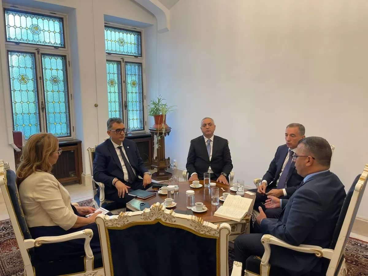 Romania ready to support regional cooperation with Azerbaijan PHOTO