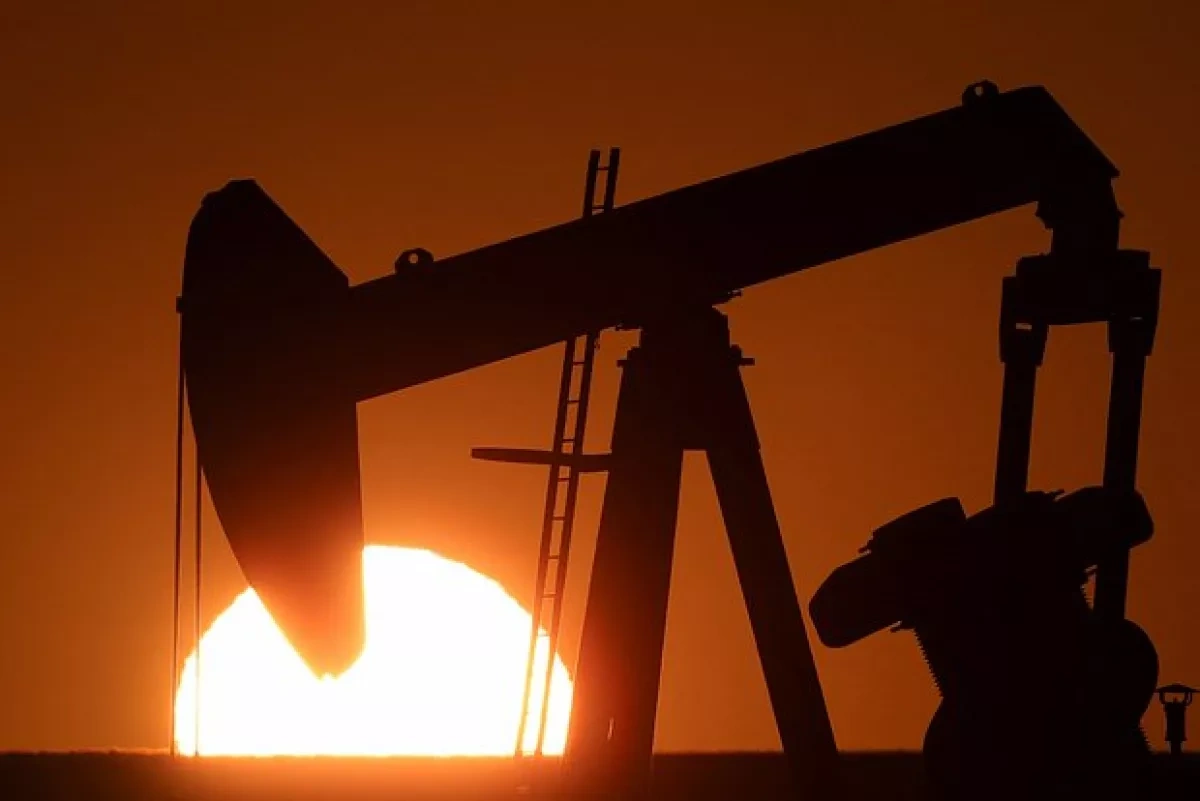 WSJ: Overflowing reserves force Kuwait to cut oil production