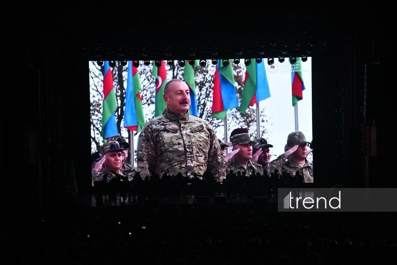 Baku hosts event dedicated to memory of National Leader Heydar Aliyev, organized by Confederation of Trade Unions of Azerbaijan (PHOTO)