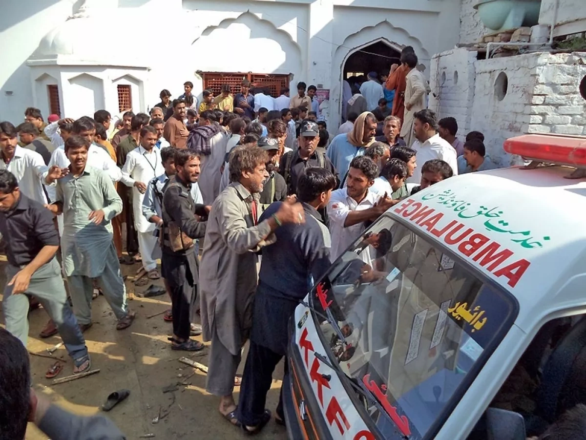 Blast in northwestern Pakistan kills 11 killed, injures 30