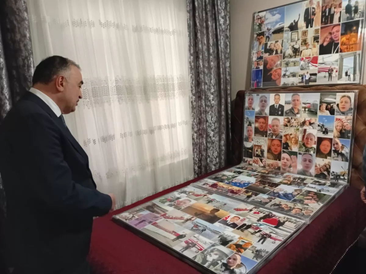 Azerbaijani envoy pays tribute to Turkish officer killed in plane crash Photo