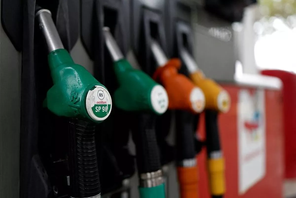 France allocates €330 million to support industries hit by energy price surge