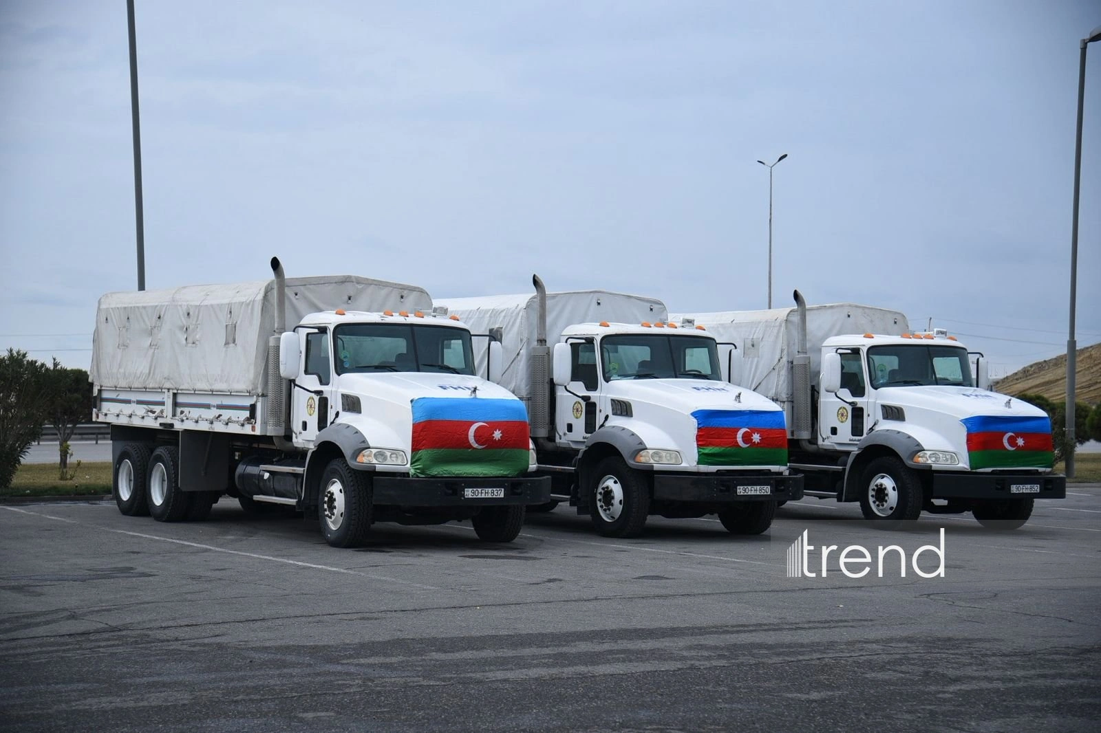Azerbaijan sheds light on food products dispatched to Iran (PHOTO)