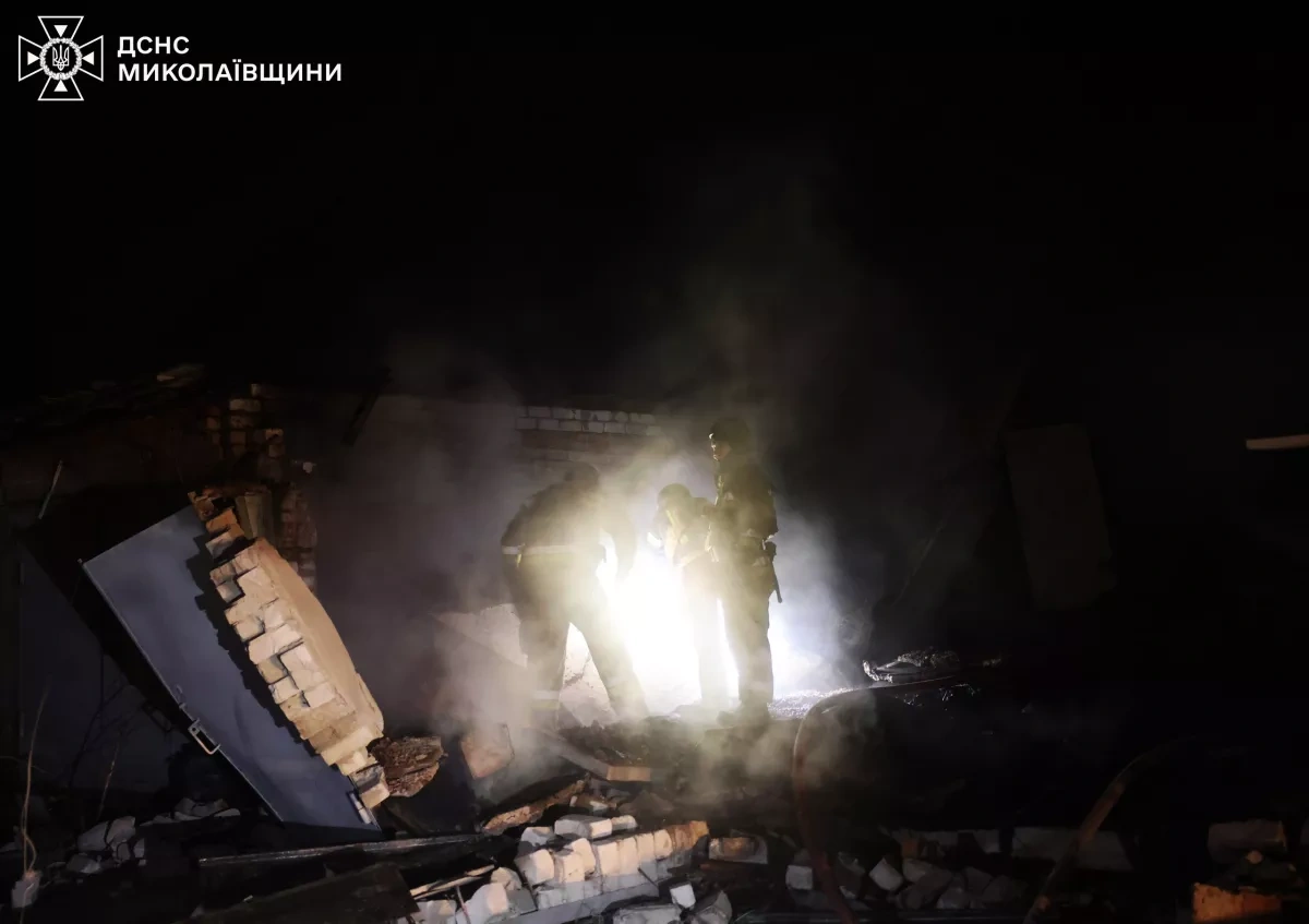 Russian drones damage civilian infrastructure in Ukraine's Mykolaiv photo