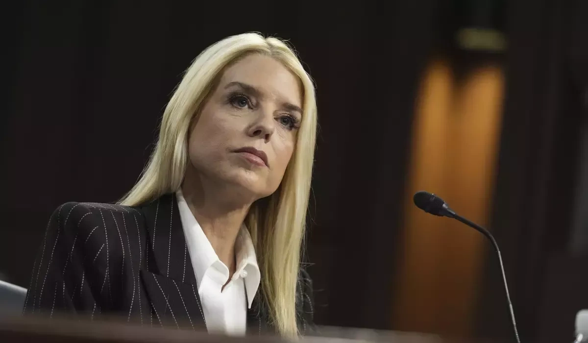 US to pursue criminal charges against crew of sanctioned Russia-flagged oil tanker