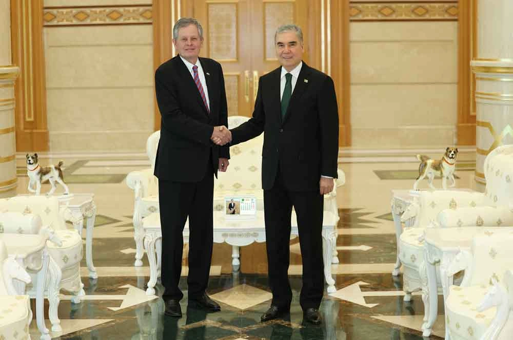 Turkmenistan, U.S. explore expanded co-op in energy, trade, and transport