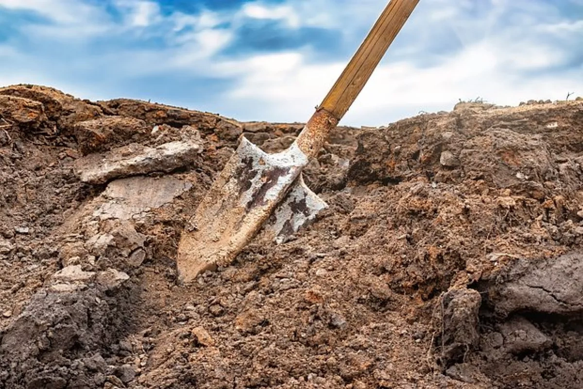 Britain uncovers remarkably preserved 1,740-year-old Roman coin