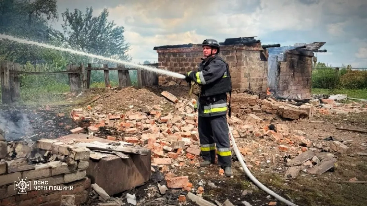 Russian drone attack sets Sumy shopping centre ablaze, six injured VIDEO / PHOTO