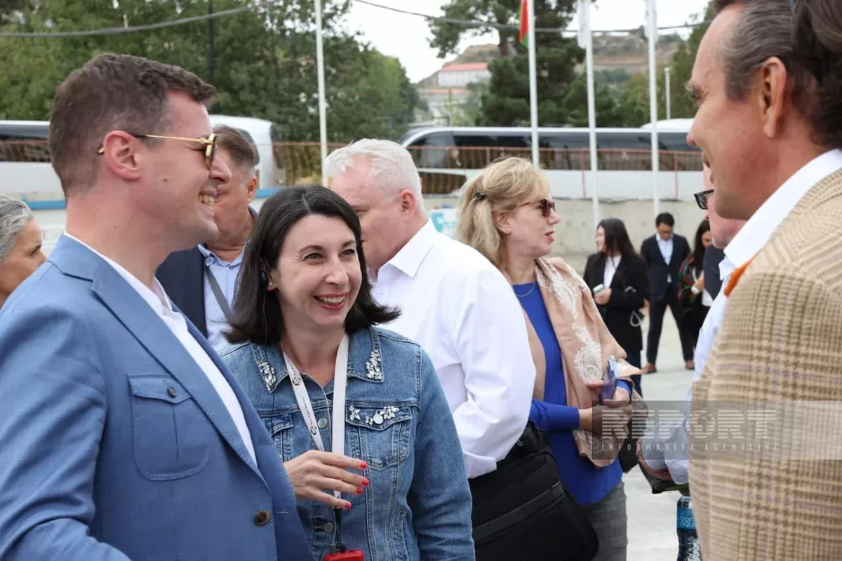 Foreign diplomats tour new Shusha Mosque construction site PHOTO