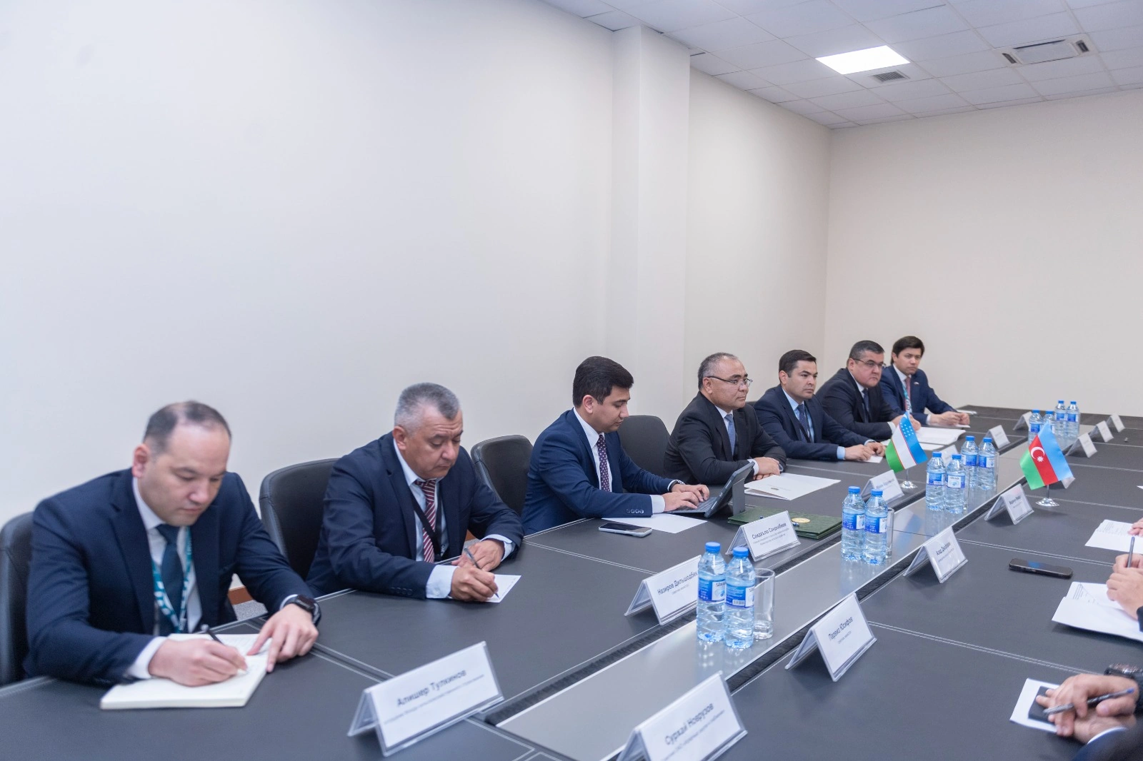 Azerbaijan, Uzbekistan hold talks on agro-industrial collaboration (PHOTO)