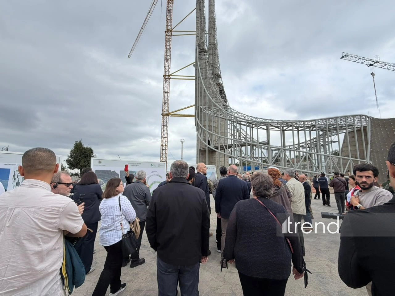 Diplomatic delegates visit construction site of new Shusha mosque (PHOTO)