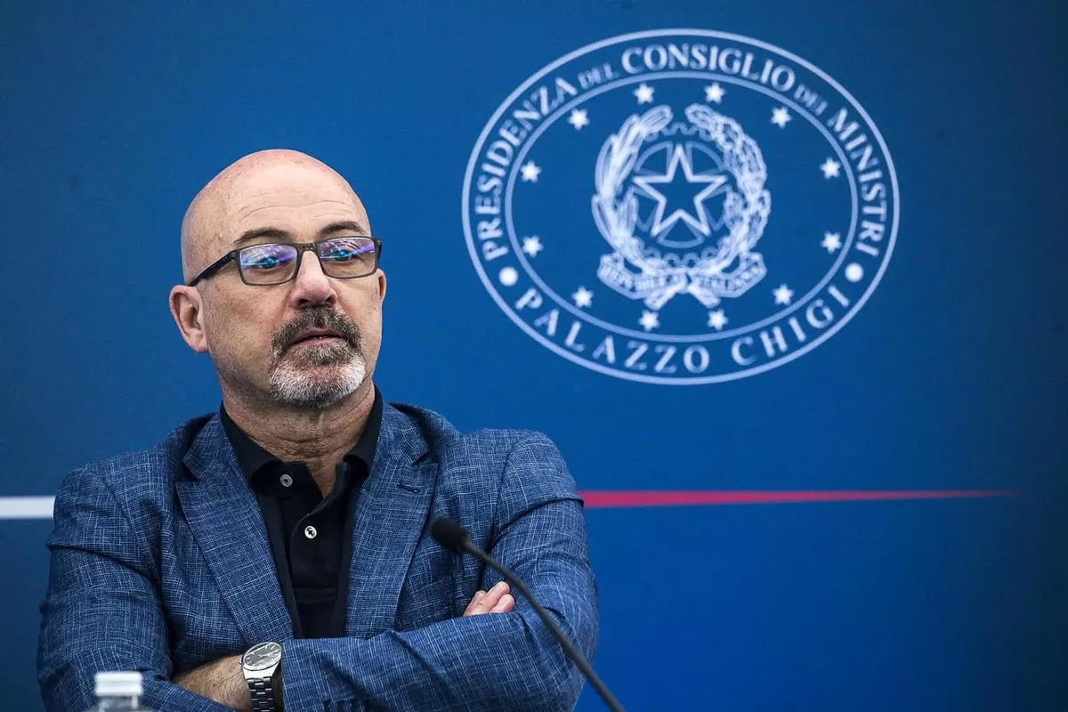 Media: Italy eyes replacing defence group Leonardo CEO Roberto Cingolani