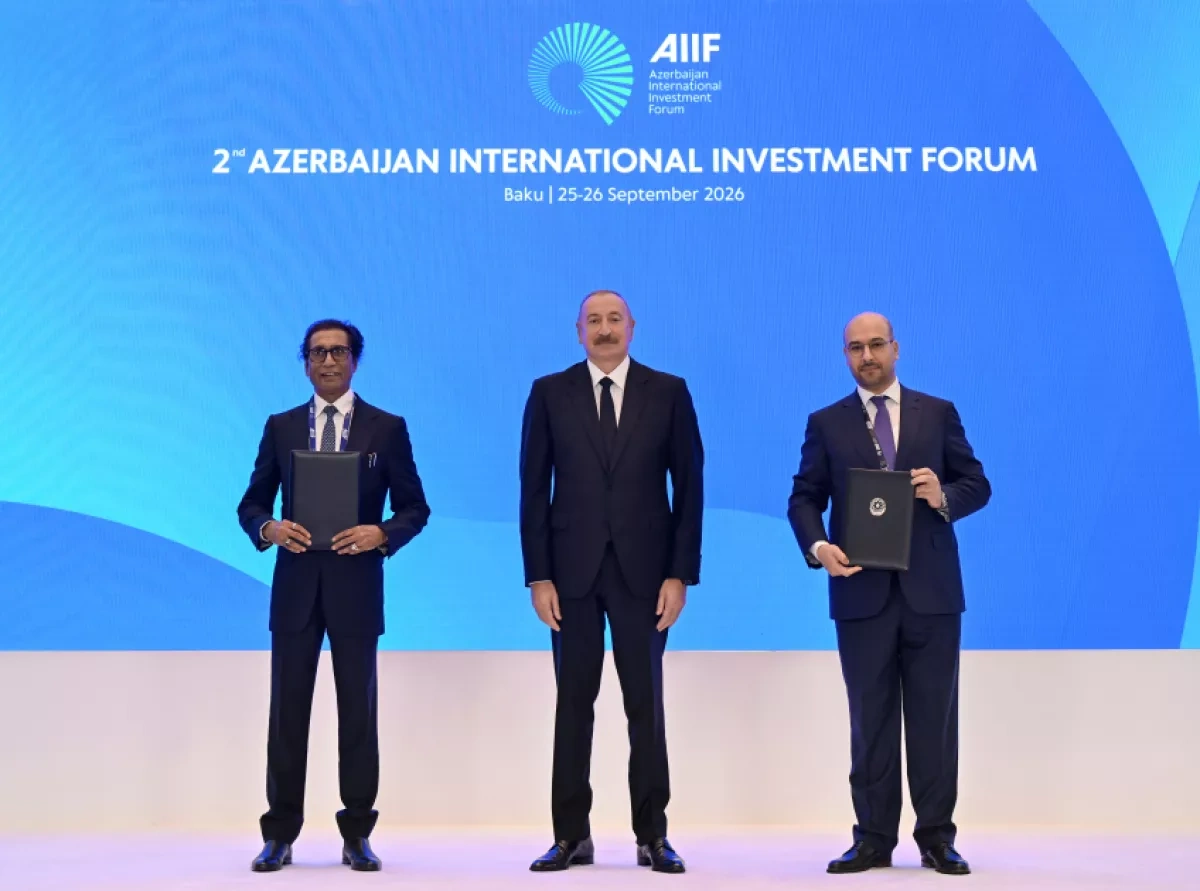Azerbaijan investment forum sees exchange of newly signed documents PHOTO