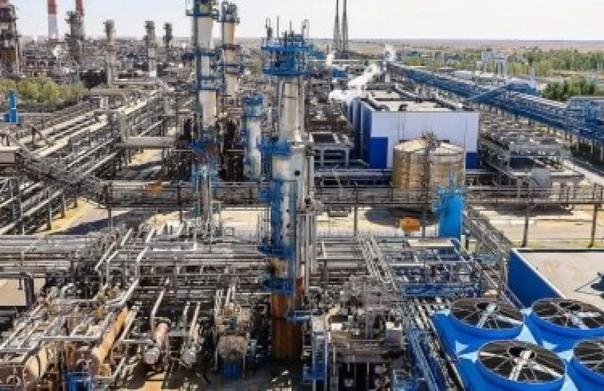 Ukrainian forces hit key Russian gas facility, targeting military production