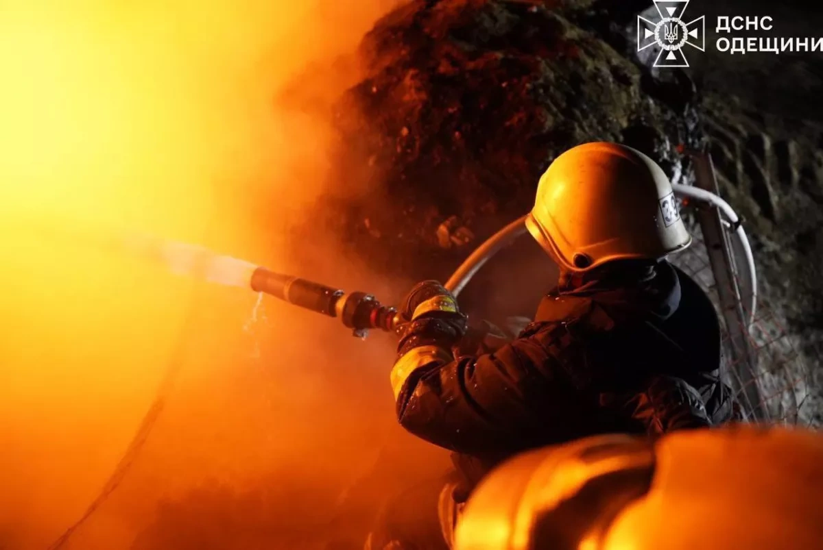 Nighttime strike hits Odesa power facility, residents protest outages PHOTO/VIDEO