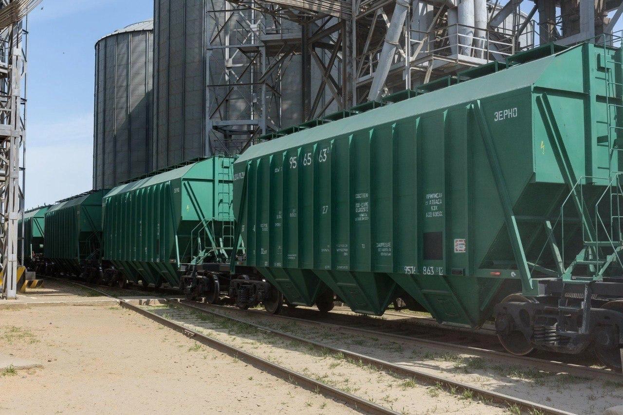 Kazakhstan Railways boosts grain shipments to Azerbaijan