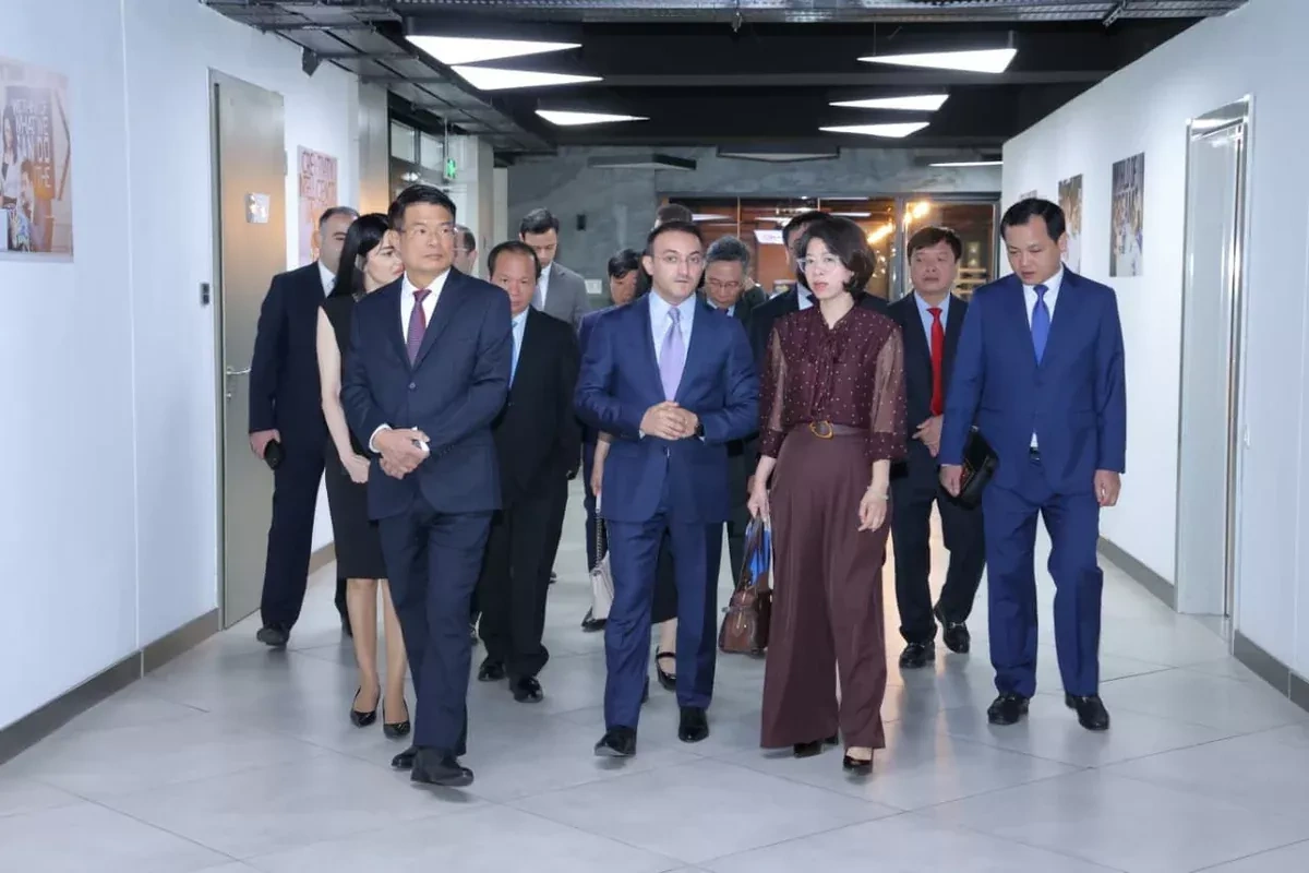 Azerbaijan, Vietnam strengthen economic cooperation PHOTO