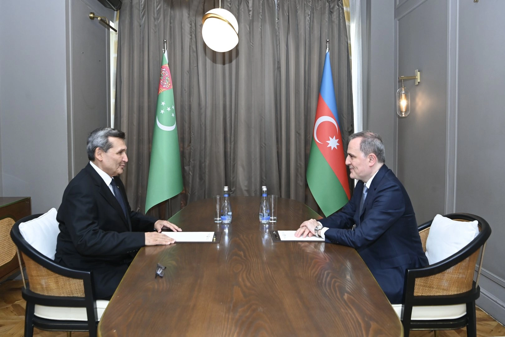 Azerbaijan, Turkmenistan discuss prospects for expanding bilateral relations (PHOTO)