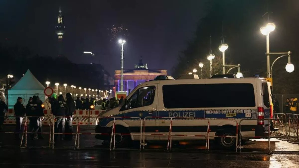 Berlin sees hundreds detained, dozens of police injured during NYE’s celebrations