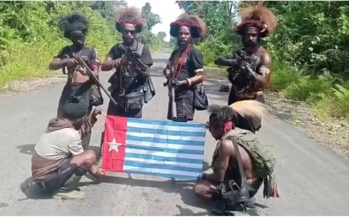 Indonesia VP cancels Papua visit after aircraft shooting by militants PHOTO/VIDEO