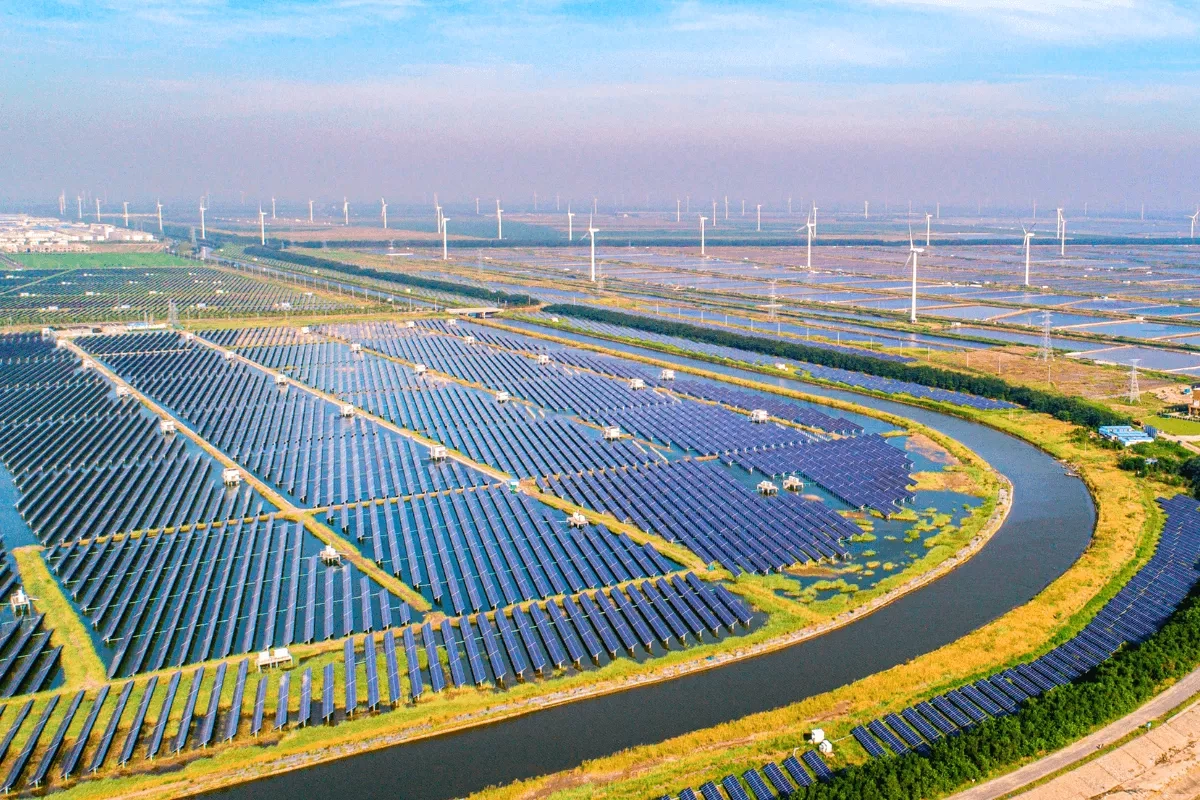 Baku steps up climate action: Azerbaijan’s renewable energy and green corridor push Khazar Akhundov’s analysis