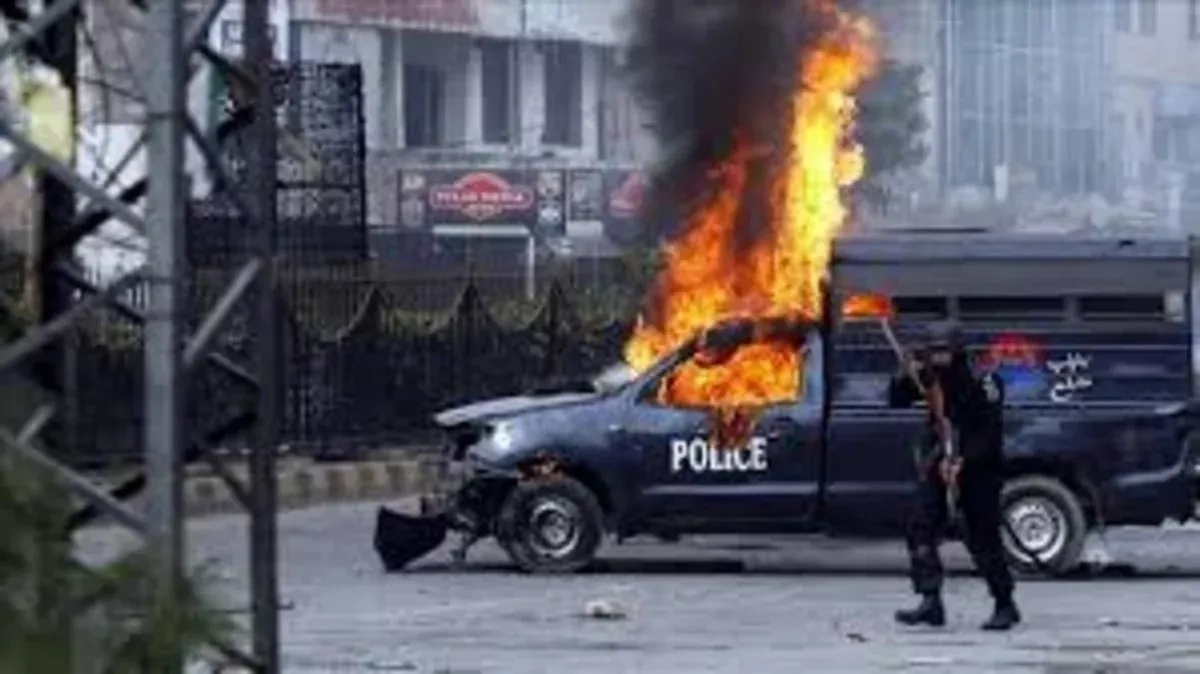 The Pashtun knot: Kabul and Islamabad on the brink of a major war Analysis by Shereshevskiy