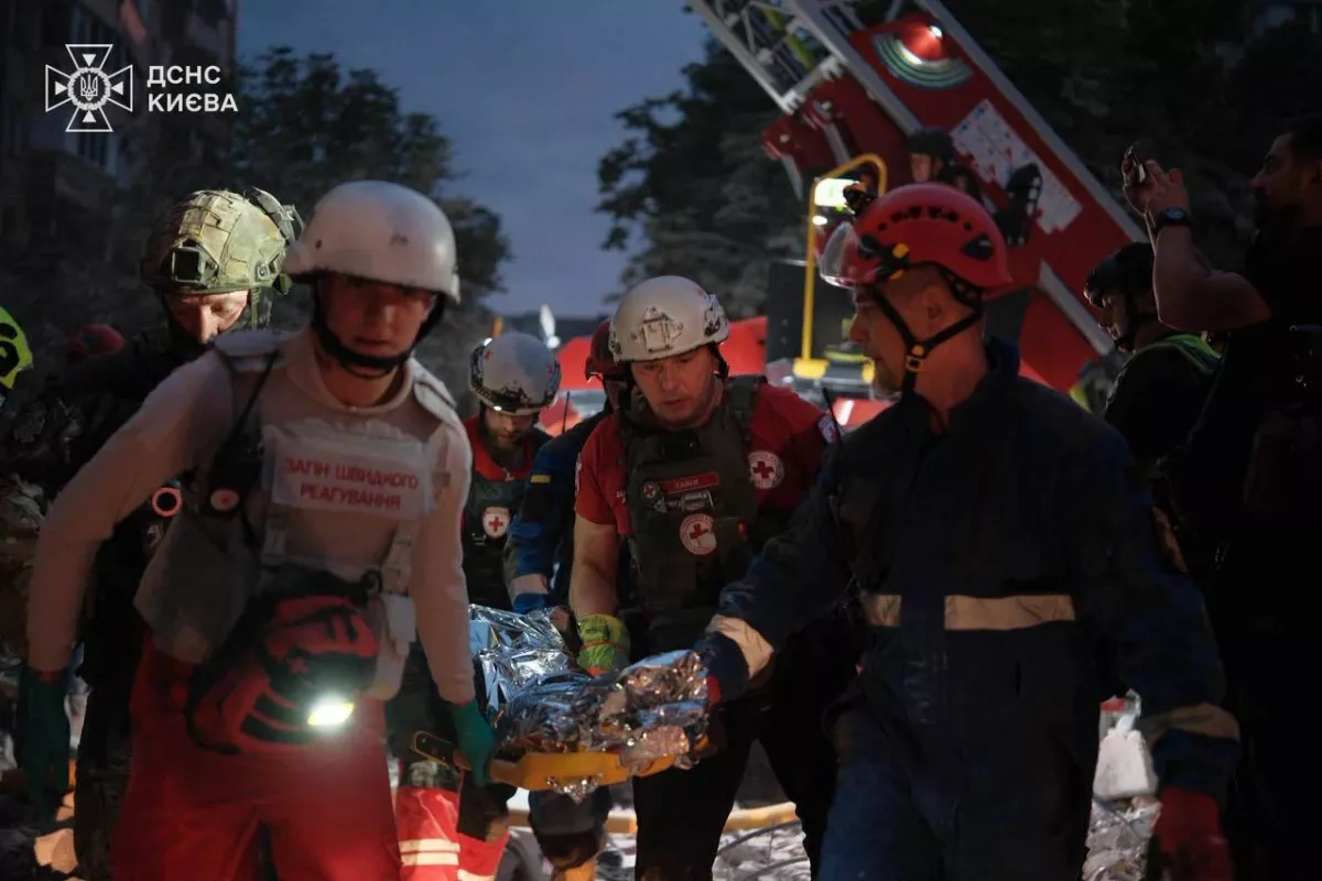 Kyiv takes brunt of overnight Russian attack as SOCAR station damaged PHOTO / VIDEO