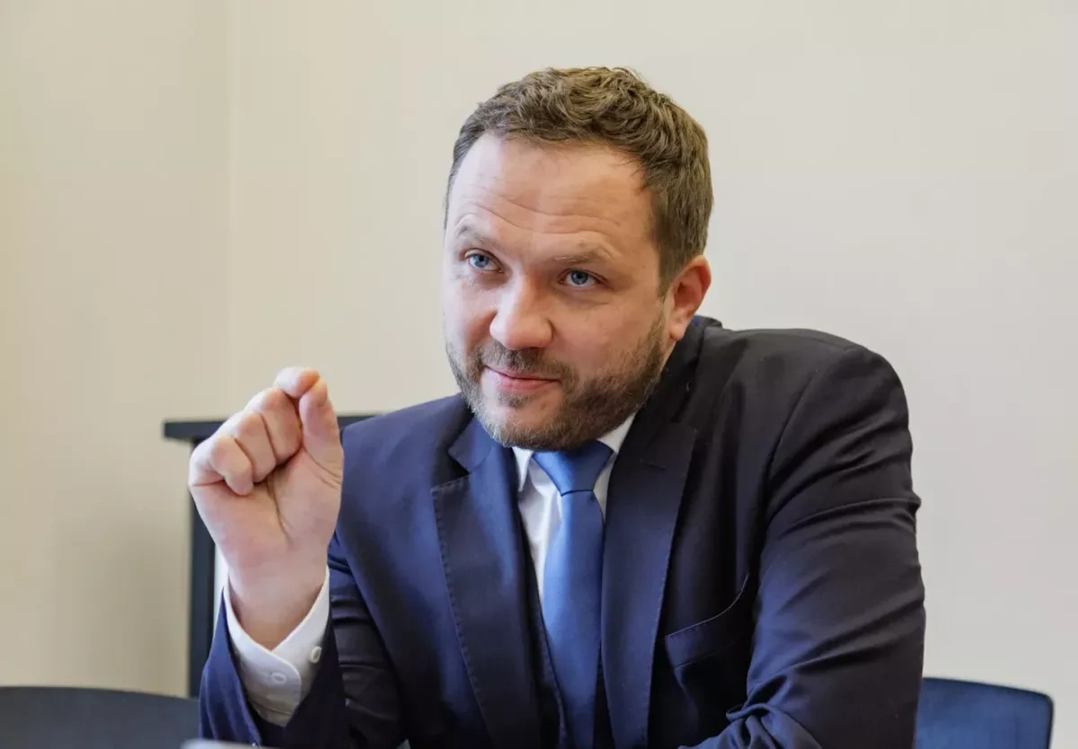 Estonia urges Ukraine to continue strikes on Russian targets
