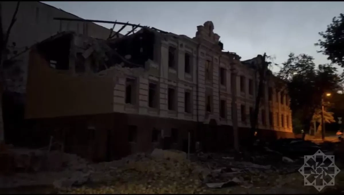 Russian missile strike damages area near Azerbaijani embassy in Kyiv PHOTO