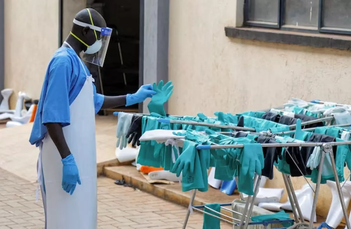 Uganda nears Ebola-free status as last patient leaves treatment
