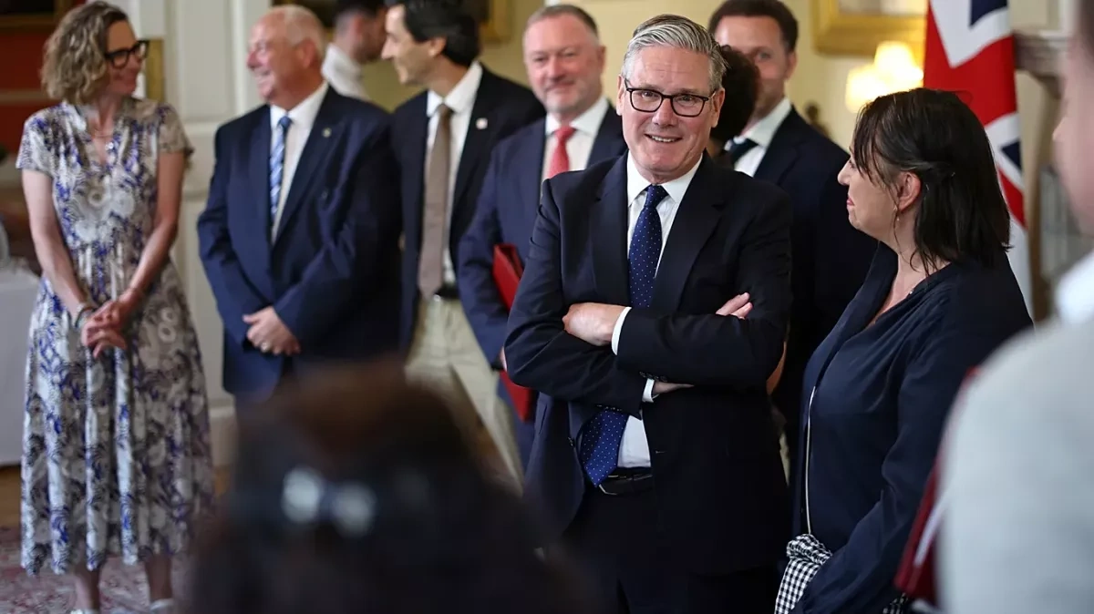 Outgoing UK PM vows "wholehearted support" for his successor