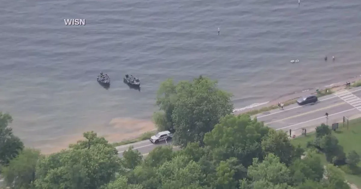 Three children die after boat capsizes in Wisconsin storm