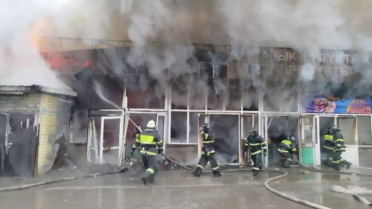 Major fire breaks out at a market in Kyrgyzstan's capital PHOTO / VIDEO