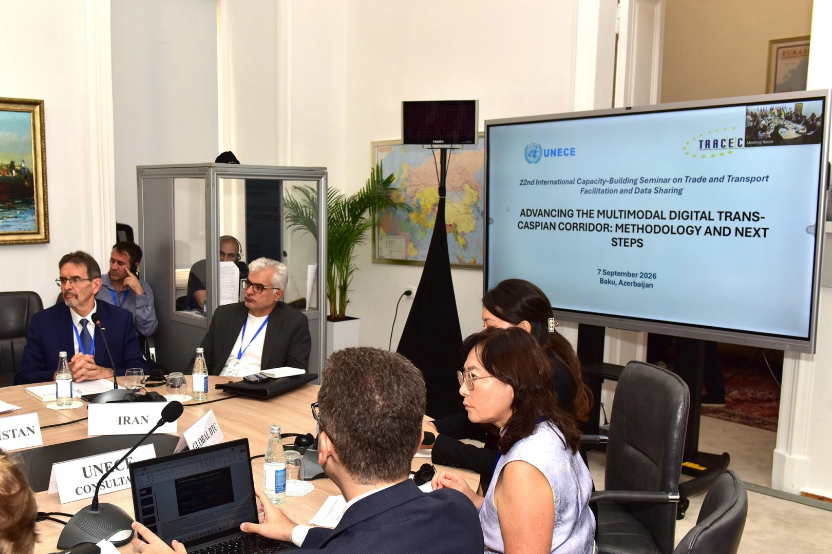 Partners review methodology framework for Trans-Caspian Digital Corridor (PHOTO)