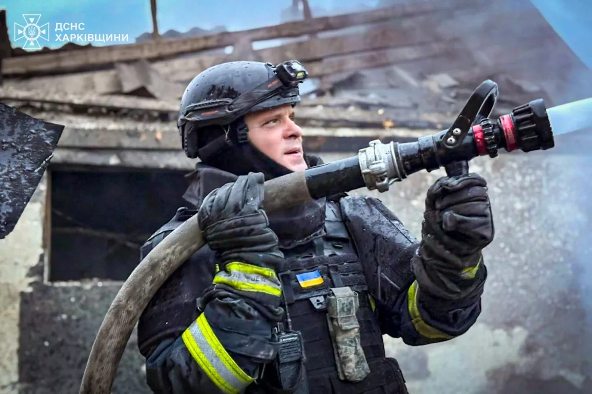Russian drone attacks strike civilian sites in Kherson, Kharkiv, and Odesa regions photo / video