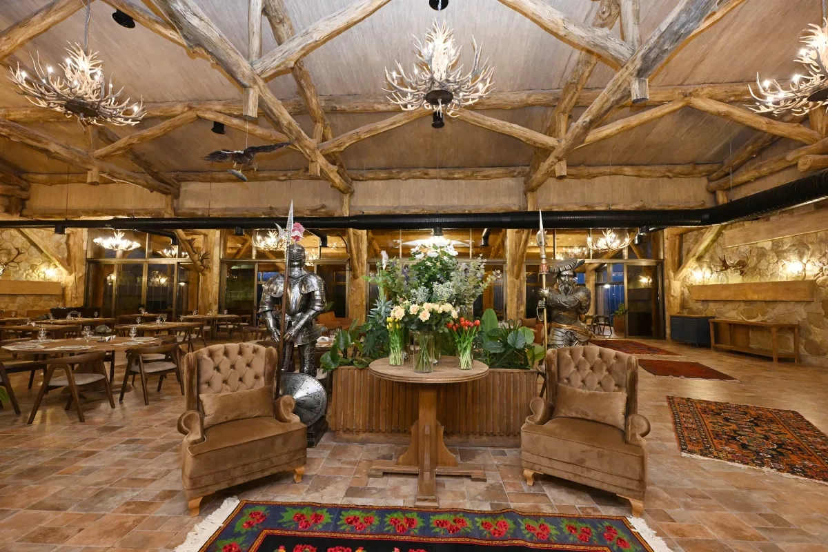 Azerbaijani leader, first lady attend Pirgulu Park hotel opening in Shamakhi PHOTO / UPDATED