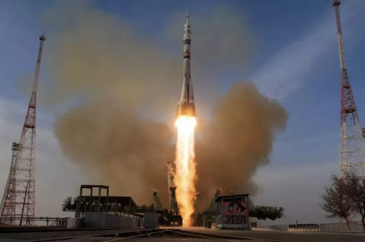 Iran launches three Earth observation satellites from Russia