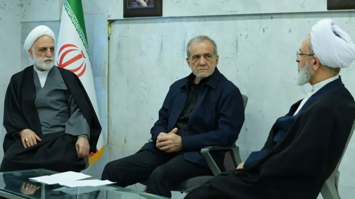 Iran's interim council holds talks on country's governance Photo