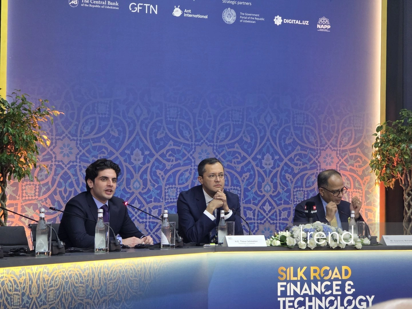 Uzbekistan, Azerbaijan move toward integration of payment systems