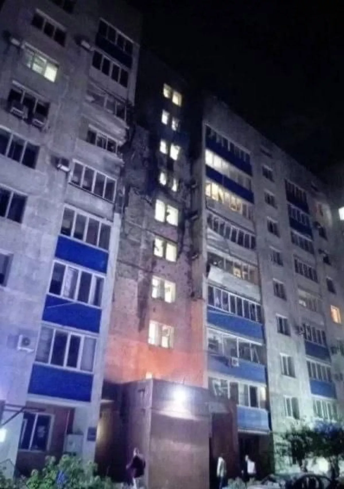 Media: Drone-damaged building locates 3 km from Russian oil refinery PHOTO