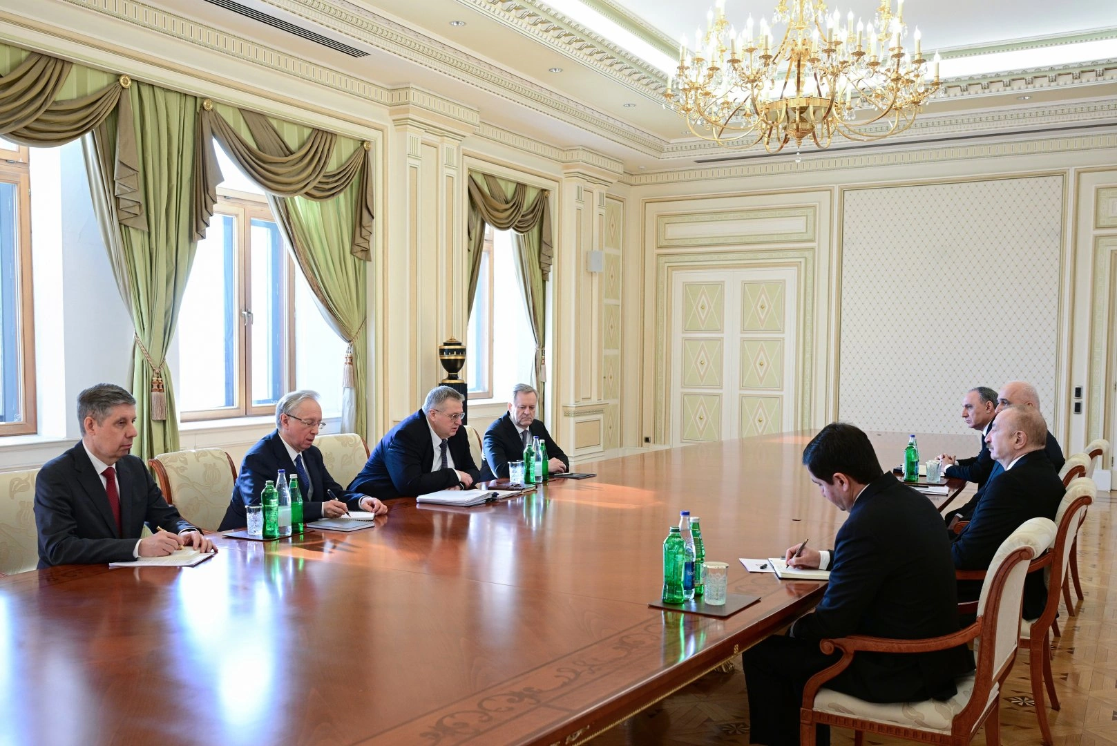 Azerbaijan, Russia set to take comprehensive steps over AZAL plane crash