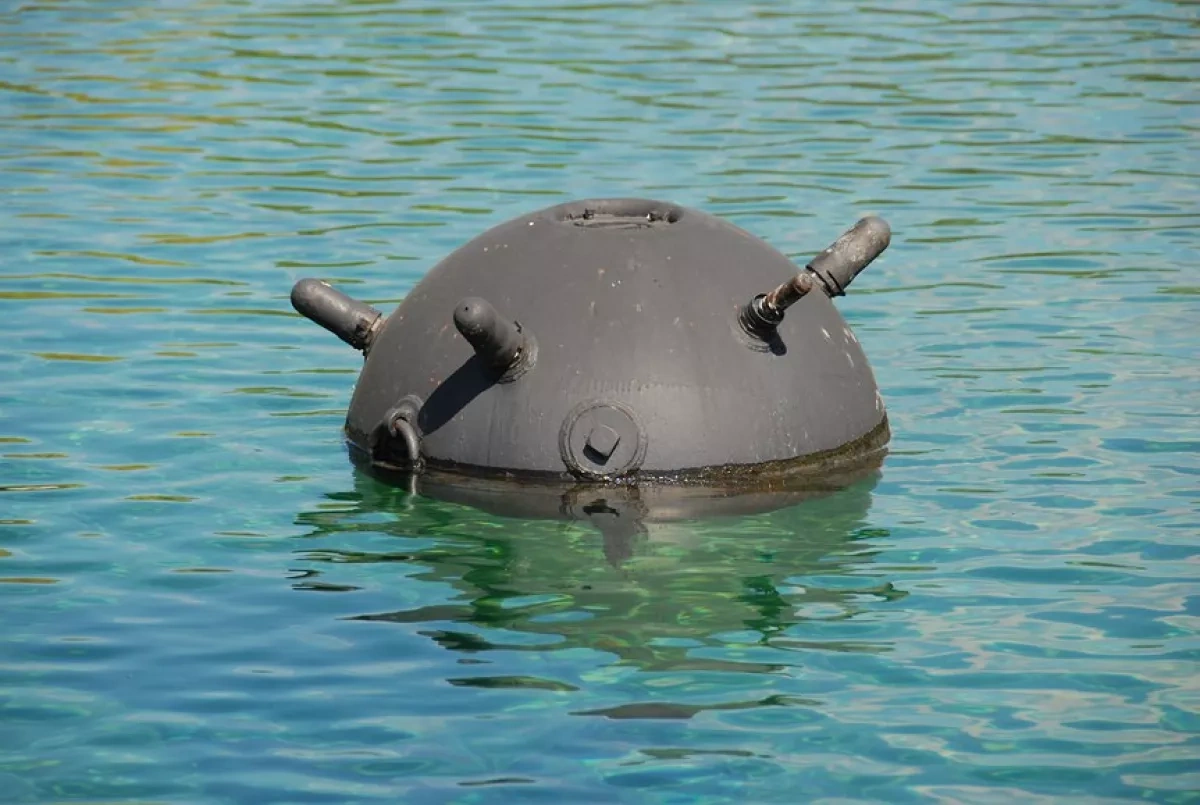 Oman warns of suspected floating mine in Strait of Hormuz