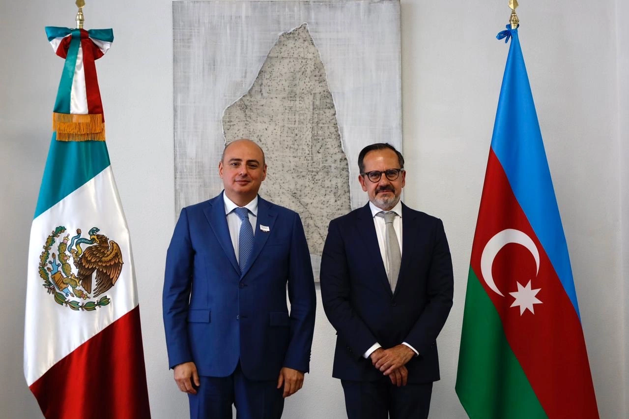 Azerbaijan, Mexico discuss collaboration ahead of WUF13 in Baku (PHOTO)