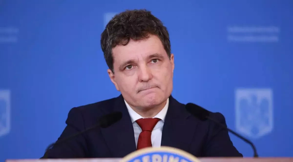 Former Romanian PM calls for president’s impeachment amid deepening crisis