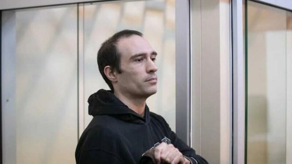 Azerbaijan pardons Martin Ryan