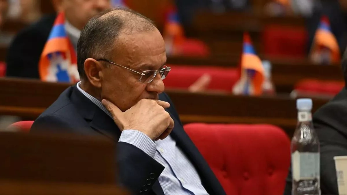 Former Armenian defence minister accused of housing fraud