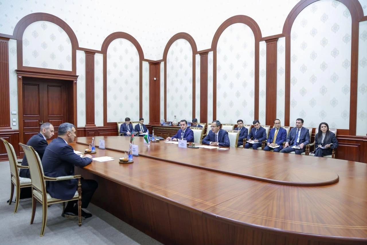 Azerbaijan and Uzbekistan discuss banking cooperation (PHOTO)